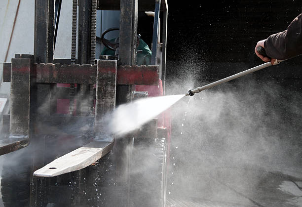 Best Soft Washing for Delicate Surfaces in Tower Lakes, IL